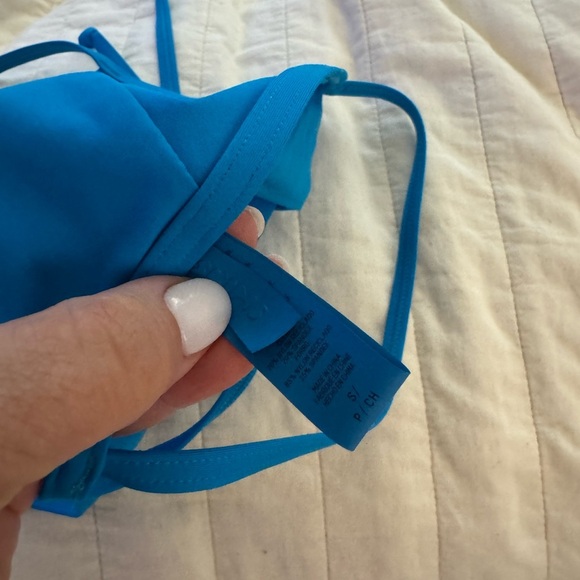 SKIMS SWIM HIGH NECK BIKINI TOP IN TURQUOISE Size small - Picture 4 of 6